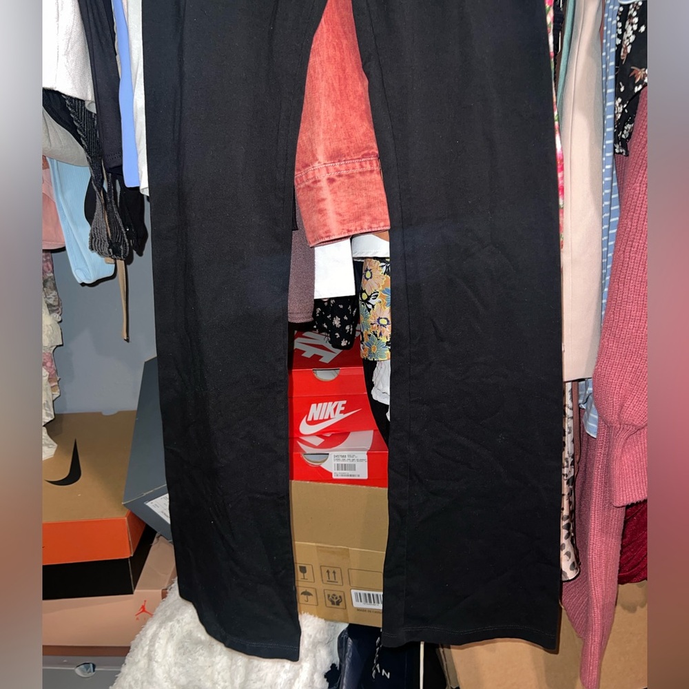 NWOT PINK Victoria's Secret Black Leggings with Colorful Logo - Picture 2 of 5